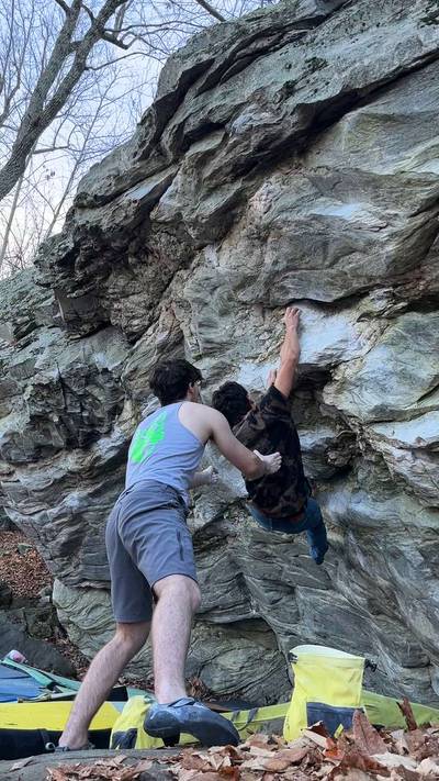 White Monster v8, Moore's Wall - Beta Video from ian.climbs