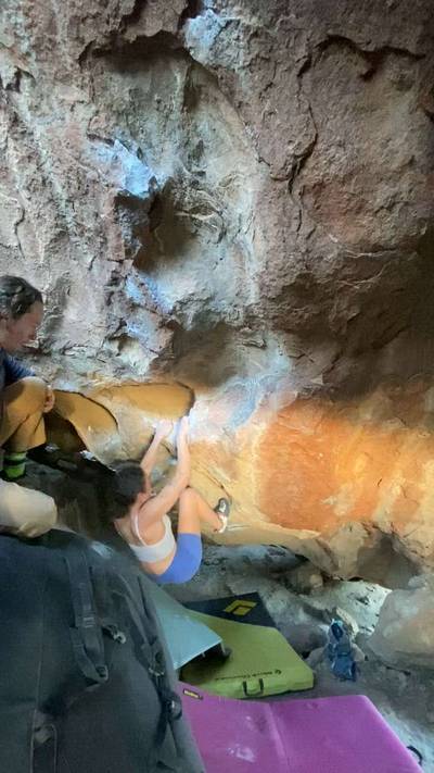 Lungfish v6, Hueco Tanks - Beta Video from Jess4real