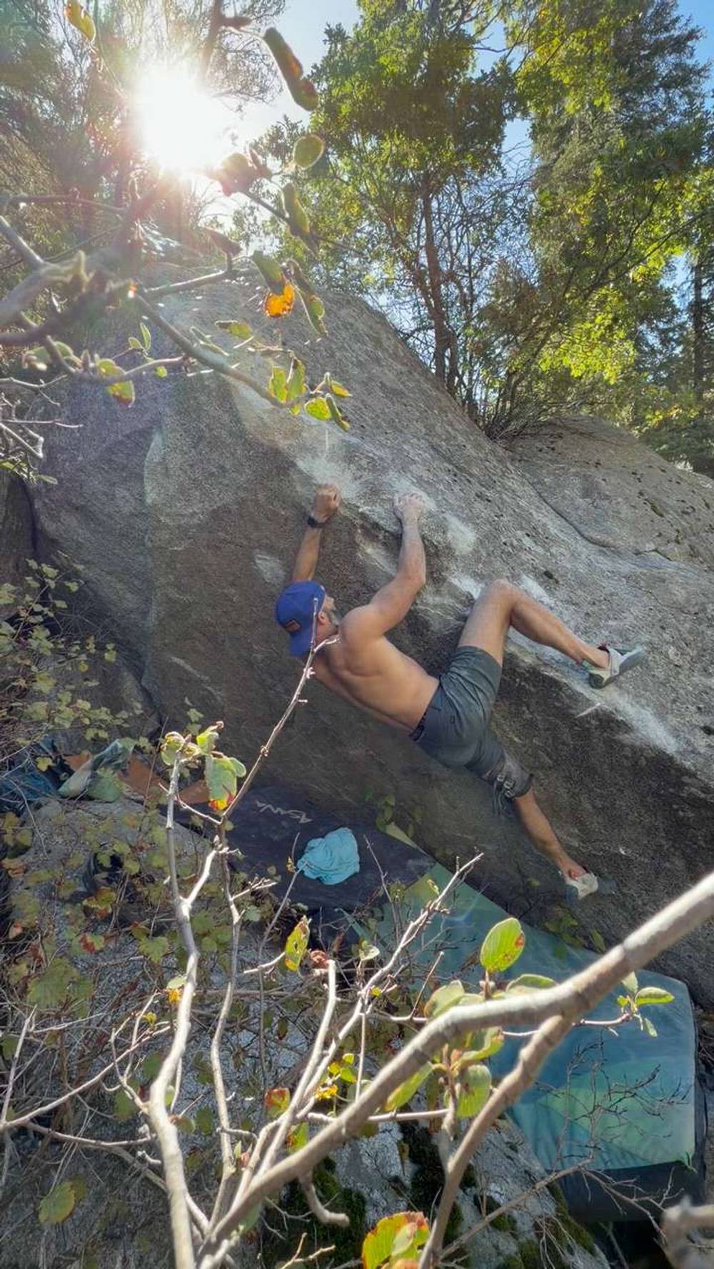 El Sí Sí - high start v6, Little Cottonwood Canyon - Beta Video from Landon_Schoenmann