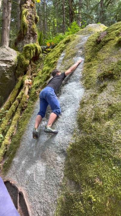 Nadia's Slab v1, Squamish - Beta Video from RockBoi