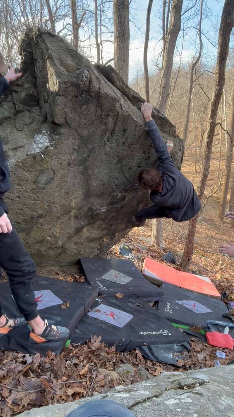 Dragon's Arete v4, Patapsco Valley State Park - Beta Video from kreyno