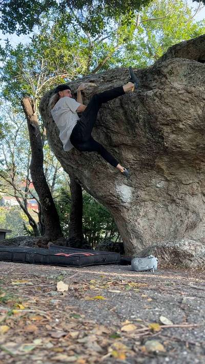 Hoop Dreams v6, Berkeley - Beta Video from offhandclimbing