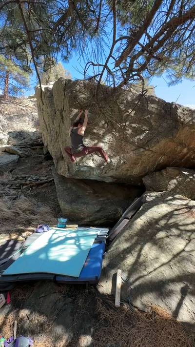 King of Sting v10, Clear Creek Canyon - Beta Video from cmclimbs