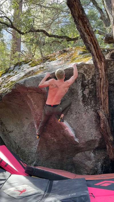 Bear Hug Mantel v4, Yosemite Valley - Beta Video from webbclimbs
