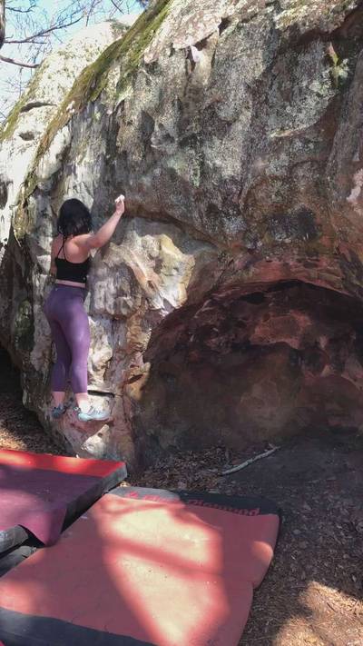 Fire Bowl v2, Hospital Boulders - Beta Video from almabclimbing