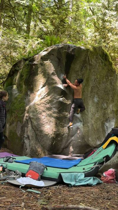 Leggo My Ego v6, Index - Beta Video from cc.climbs.rocks