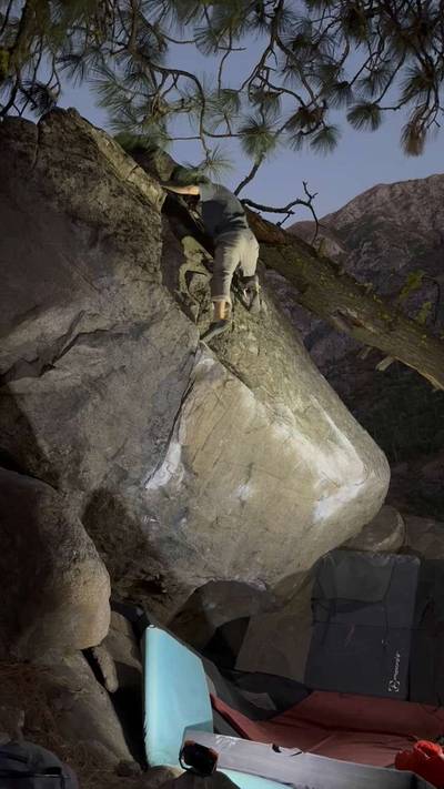 The Flake v6, Leavenworth - Beta Video from climb_ryan