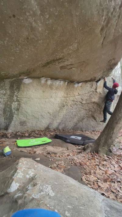 Midway v7, Stone Fort - Beta Video from cmclimbs