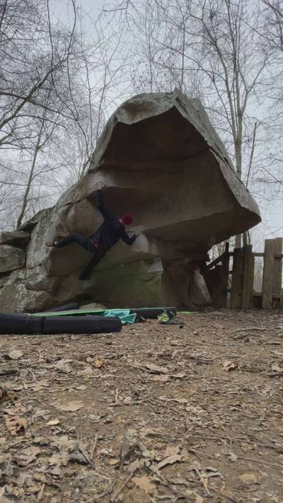 Tennessee Thong v7, Stone Fort - Beta Video from cmclimbs