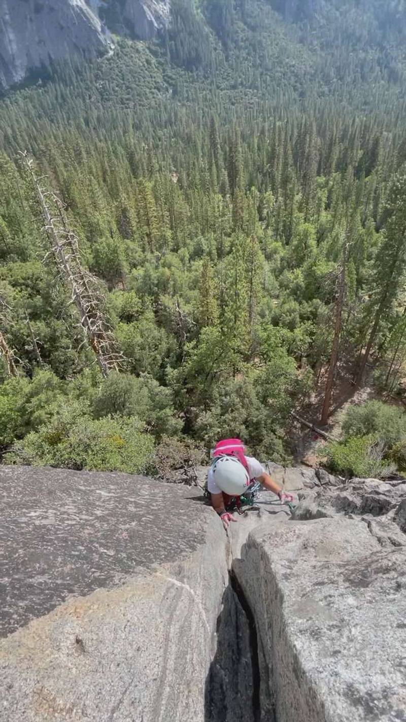 After Seven 5.8, Yosemite Valley - Beta Video from tantofish