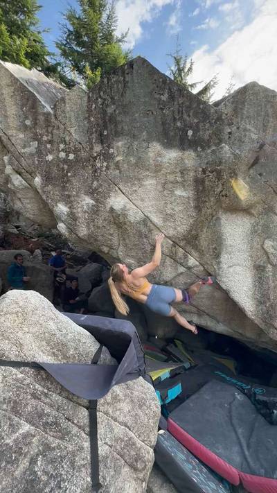 North Ridge Mini v10, Squamish - Beta Video from jenndbell