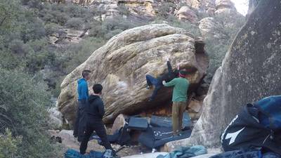 Divergent Spectrum v8, Red Rock - Beta Video from WhatAreGrades