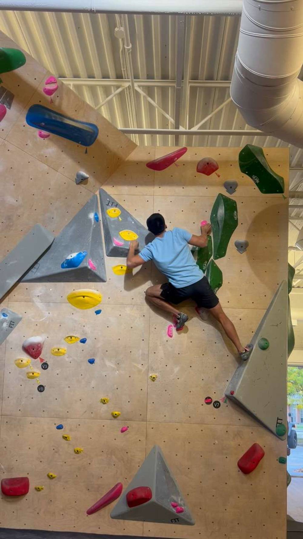 Pink v7, Hogtown Boulders - Beta Video from ledami