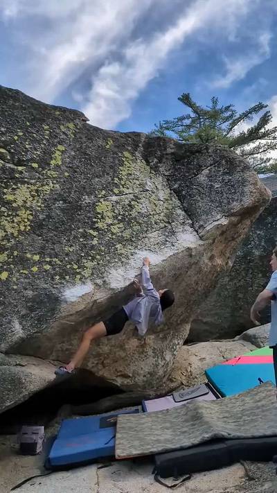 Moon Drops v6, Black Mountain - Beta Video from gentilclimbs
