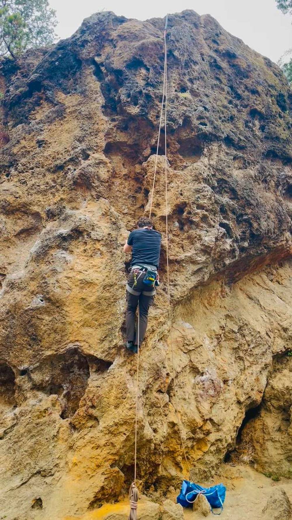 Bucket Prow TR 5.6, Berkeley - Beta Video from oakbri