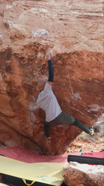 Spitting Venom v8, Red Rock - Beta Video from TheBrownBeanieClimber
