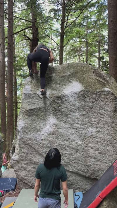The Airtight Garage v7, Squamish - Beta Video from annaclimbing