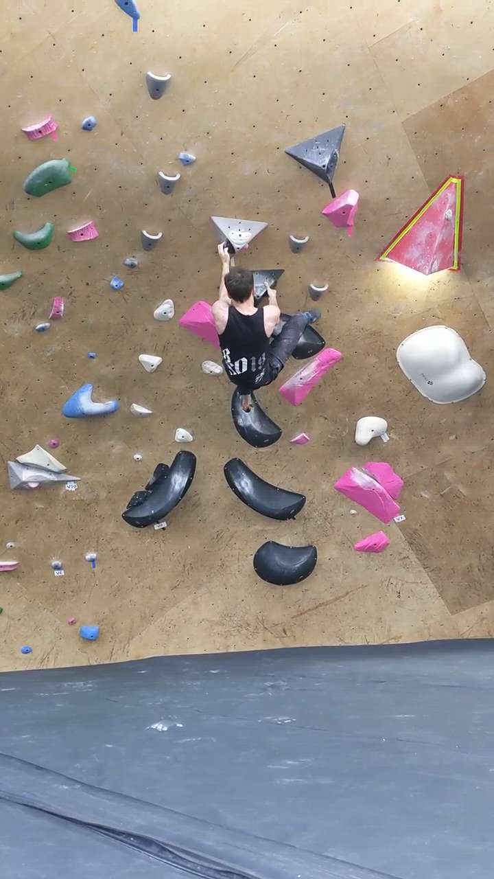 Black v6 Boston Bouldering Project Bouldering Watch Beta Videos