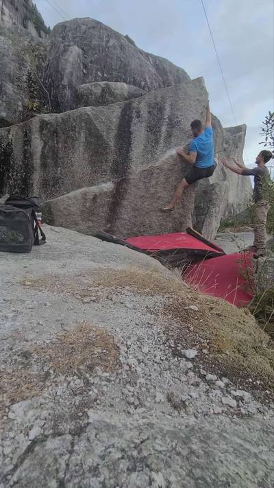 Gull Skull v6, Squamish - Beta Video from Erock_climber