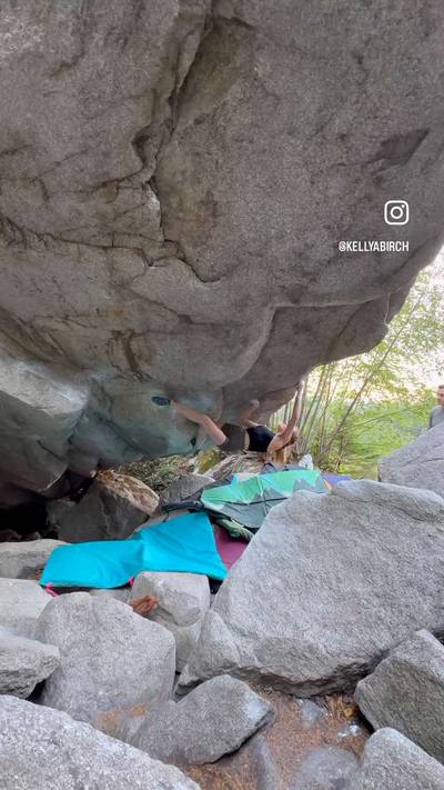 Black Hole v11, Squamish - Beta Video from kellyabirch