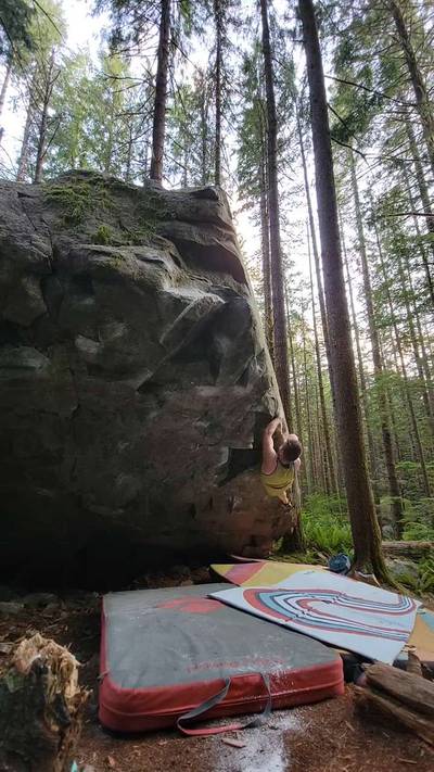 Golden Power Shower v7, North Bend - Beta Video from gaorlov