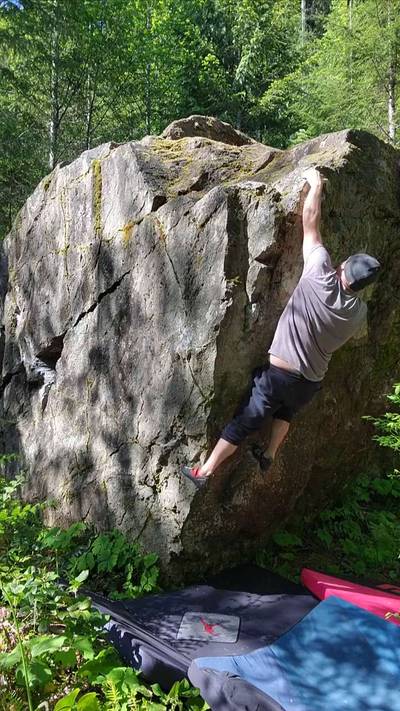Sherman's Arete v2, Comox Lake - Beta Video from UncleJuice