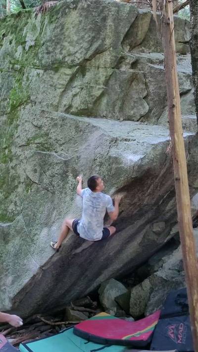 Summoning Stand v8, Squamish - Beta Video from CarsonClimbs