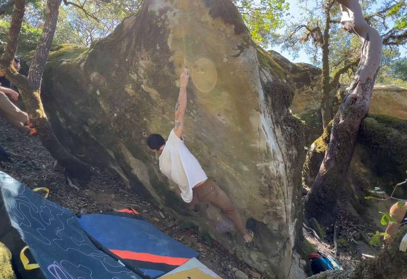 Small Pockets Low v8, Castle Rock State Park - Beta Video from StinkeePete