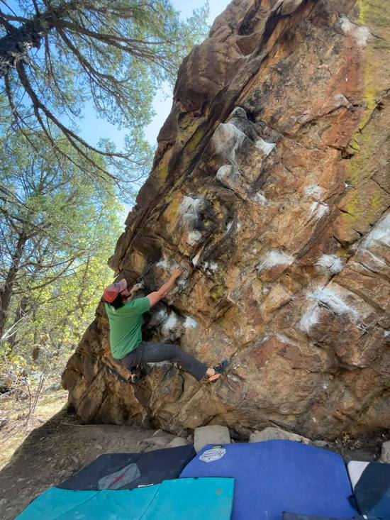 Hand Solo v4, Roy - Beta Video from marky.mark