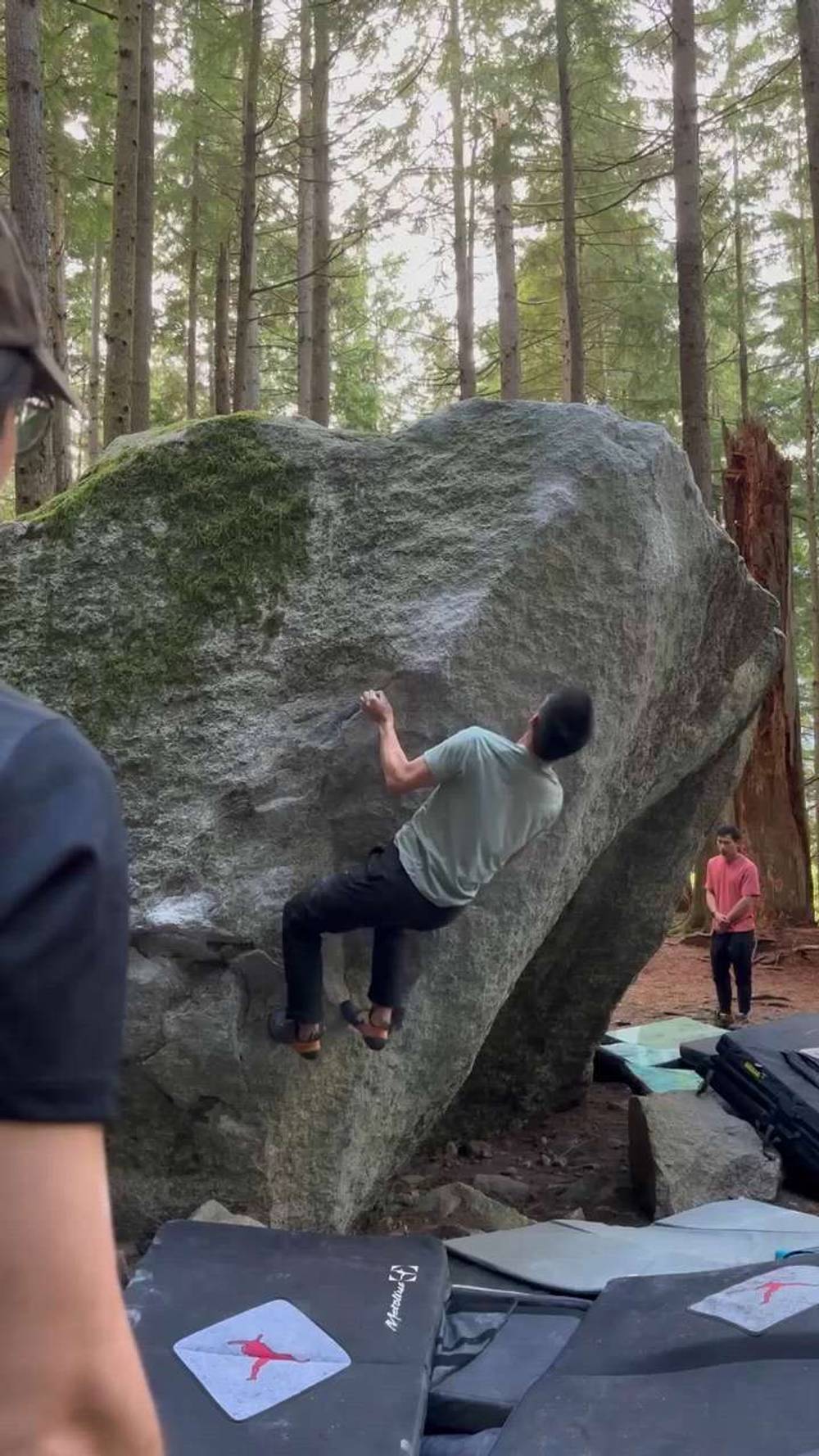 Titanic Low v6, Squamish - Beta Video from phil_leaps_uphill