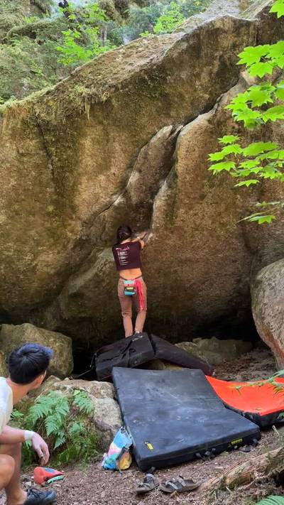 Lost World Overhang v2, Squamish - Beta Video from sarahcai
