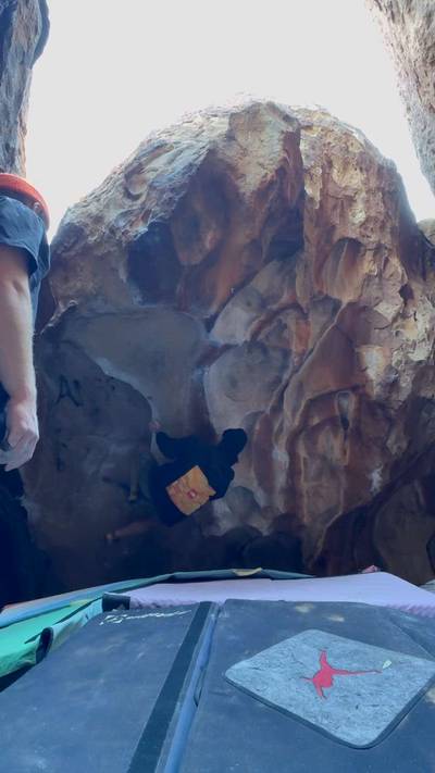 King Cobra v6, Hueco Tanks - Beta Video from brando