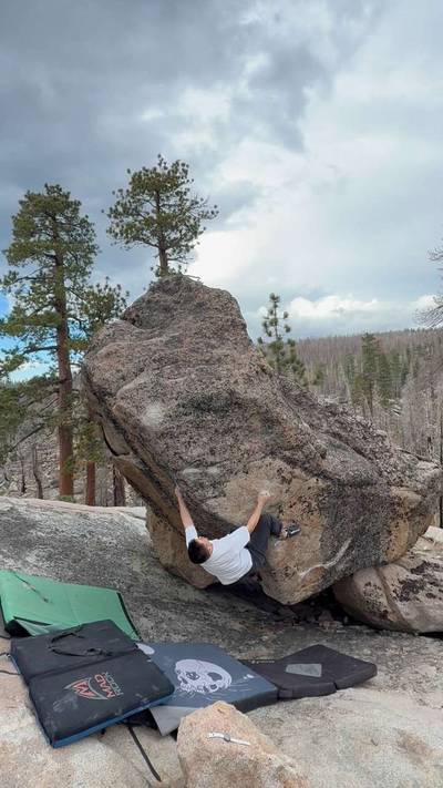 Bump & Grind v5, Lake Tahoe - Beta Video from seedub7