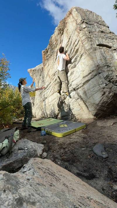 Warm Up Jugs (aka Everyone's Problem) v0, Little Cottonwood Canyon - Beta Video from ders