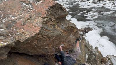 Troll Hole v7, Clear Creek Canyon - Beta Video from Chris_Ol