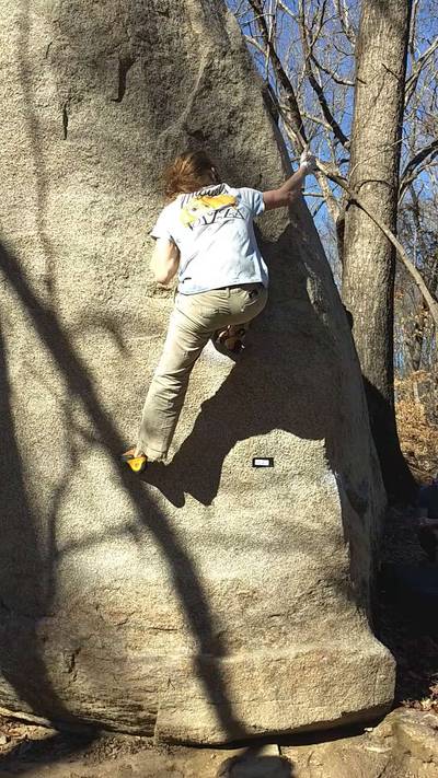 Yellow Wall Arete v4, Boat Rock - Beta Video from LizardNick