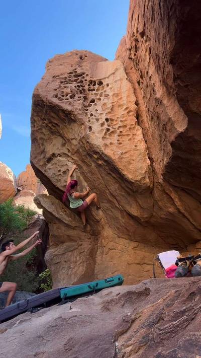 Tall Cool Dead One v2, Hueco Tanks - Beta Video from JoanieMars