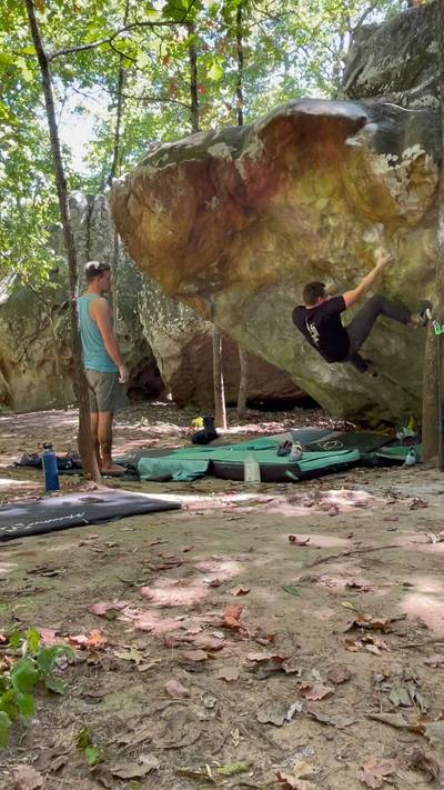 Hustle & Flow v10, Hospital Boulders - Beta Video from colten_siemer