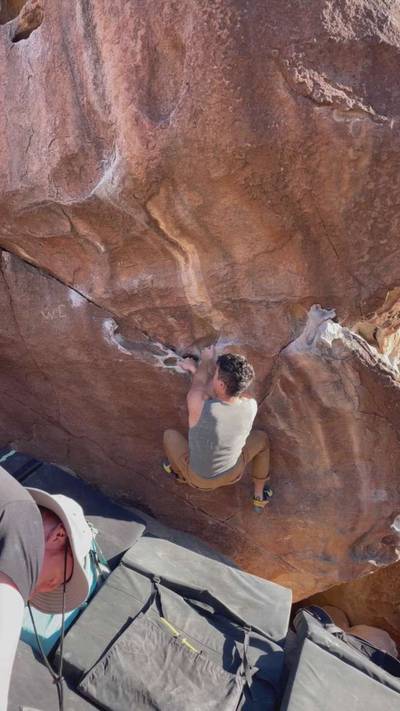 T-Bone Shuffle v4, Hueco Tanks - Beta Video from yahtzii