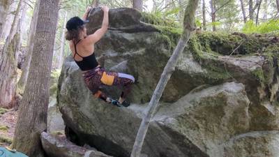 Tyler's Cave v2, Squamish - Beta Video from Cheycheystirfry