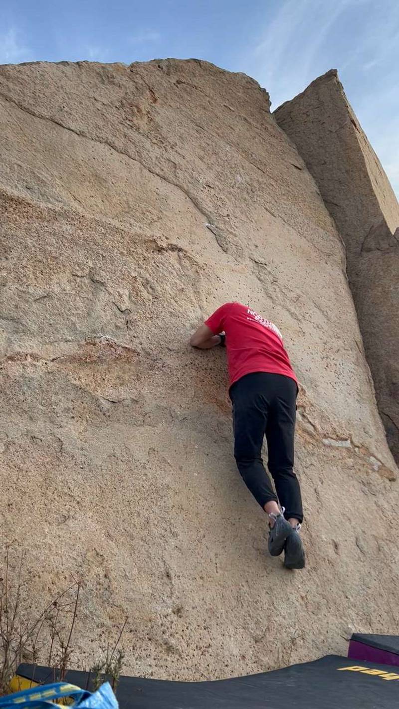 Triangle Face v1, Mount Rubidoux - Beta Video from Pebble_Ascender