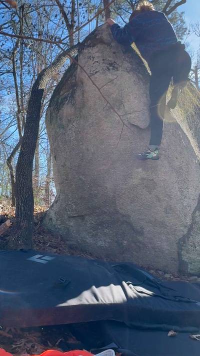 Dogwood Arete v4, Boat Rock - Beta Video from christianhearn