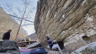 1, 2, Punch v7, New River Gorge - Beta Video from masonmaurer