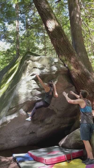 Superfly v4, Squamish - Beta Video from annaclimbing