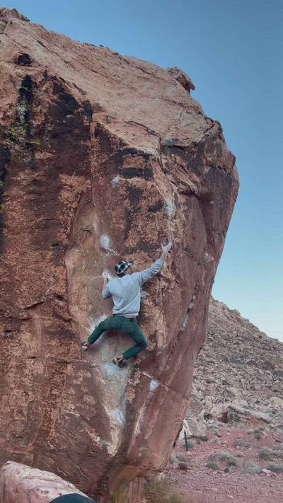 Fear of a Black Hat v9, Red Rock - Beta Video from routesetter