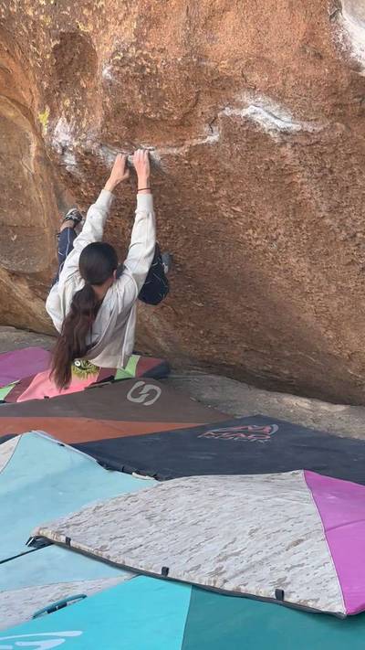 Animal Acts v5, Hueco Tanks - Beta Video from Corinne.Climbs