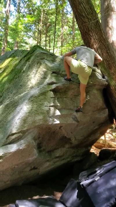 Superfly Lunge v4, Squamish - Beta Video from CarsonClimbs