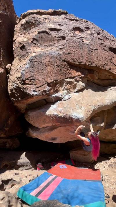 Hebro Sausage v5, Hueco Tanks - Beta Video from JoanieMars