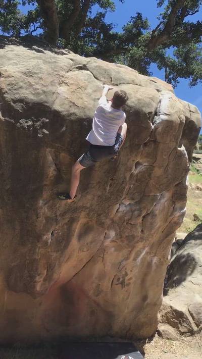 Cracksma v6, Stoney Point - Beta Video from peterclimbs