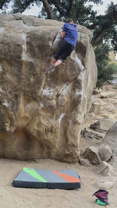 The Crack (B1) v3, Stoney Point - Beta Video from peterclimbs
